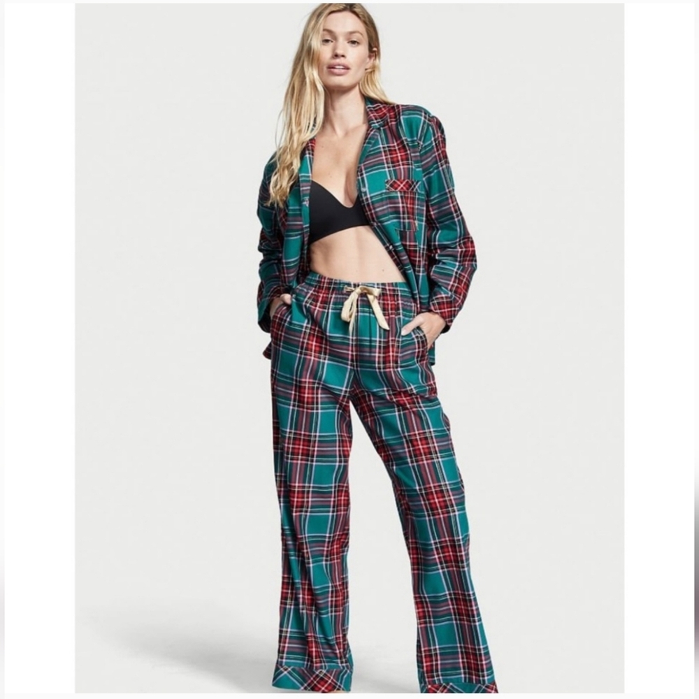 NWT Victoria's Secret plaid flannel Pajamas
